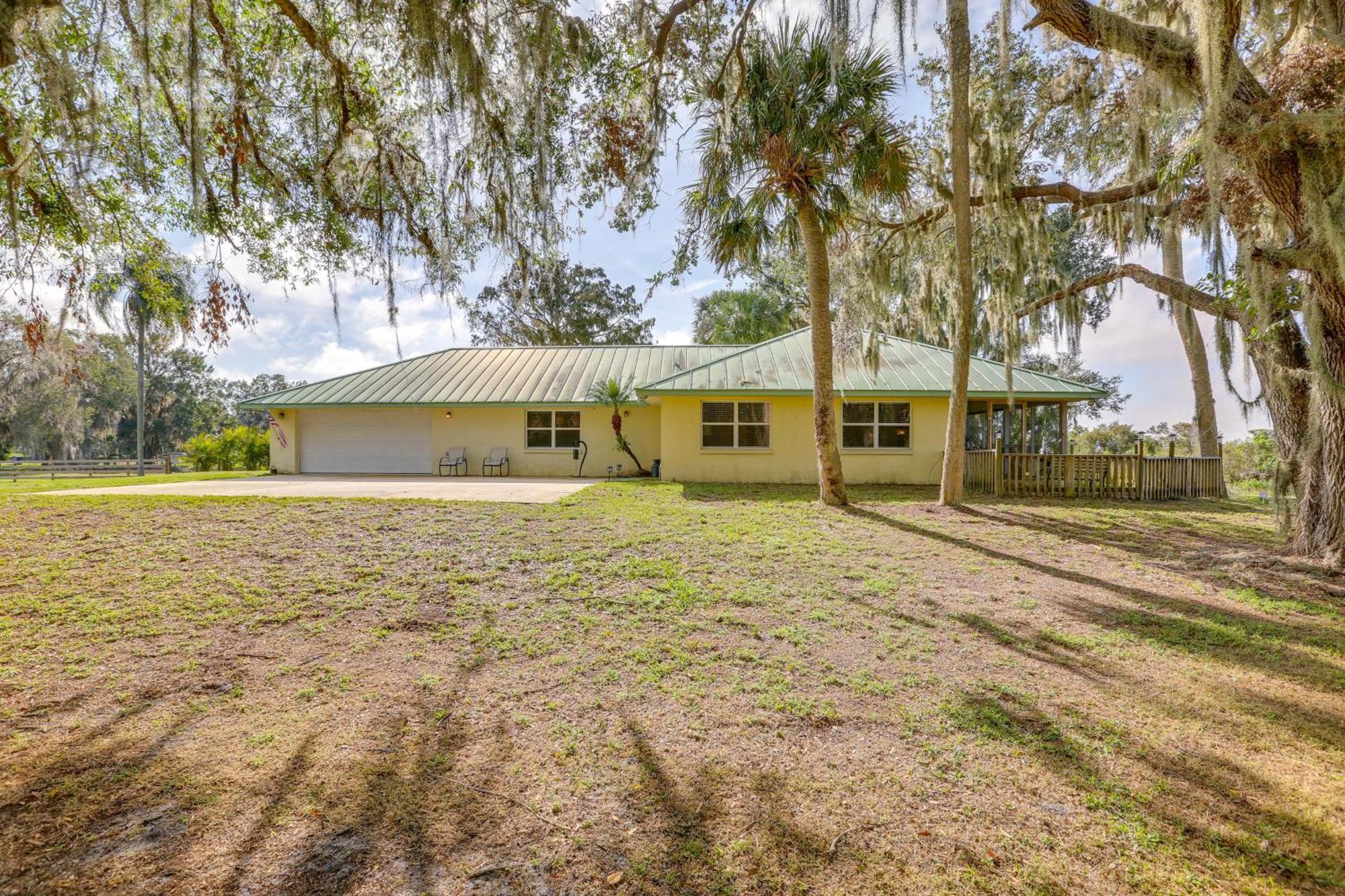 Lush Lorida Home On Lake Istokpoga Sebring Eksteriør bilde
